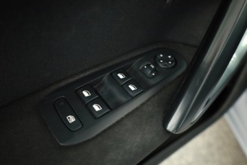 Peugeot 308 II SW Facelifting 1.5 BlueHDI 130KM 2019 Peugeot 308 1.5 BlueHDi, Salon Polska, Serwis ASO, zdjęcie 16