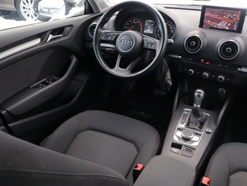 Audi A3 8V Sportback 5d Facelifting 1.5 35 TFSI 150KM 2019 Audi A3 1.5 TFSI, Automat, Navi, Klima, Tempomat, zdjęcie 6