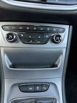 Opel Astra K Sports Tourer 1.4 Turbo 125KM 2017 Opel Astra Sports Tourer 2kpl.kół Grzane fot,, zdjęcie 24