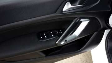 Peugeot 308 II SW 1.2 PureTech 130KM 2015 308 .. Panorama .. Ledy .. Nawigacja .. Kamera .. 2 x PDC .. Klimatronik ., zdjęcie 1