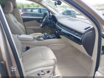 Audi Q7 II (4M) 2019 Audi Q7 55 Premium 2019 3.0 Benzyna 329KM, zdjęcie 9