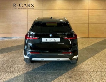 BMW X1 U11 Crossover 1.5 18i 136KM 2023 BMW X1 Salon Polska ASO R CARS Warszawa 1.5 Benzyna 136KM, zdjęcie 3