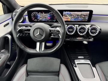 Mercedes Klasa A W177/V177 2023 MERCEDES-BENZ Klasa A 200 177KM polift | AMG Premium Night | FAKTURA VAT23%, zdjęcie 30