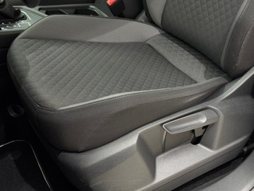 Volkswagen Tiguan II SUV 1.5 TSI EVO 150KM 2019 Volkswagen Tiguan Comfort / 1 właściciel / Salon P, zdjęcie 9