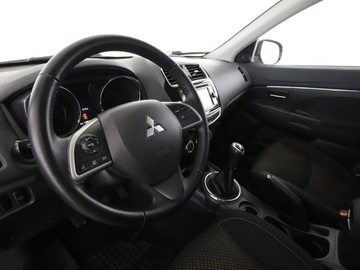 Mitsubishi ASX I SUV Facelifting 1.6 117KM 2015 Mitsubishi ASX Klimatyzacja Podgrzewane fotele, zdjęcie 13