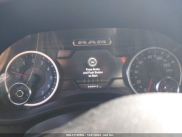  RAM 1500 2022 Ram 2500 Tradesman 4x4 Crew Cab 64 Box 6.4 Benzyna 410KM, zdjęcie 10