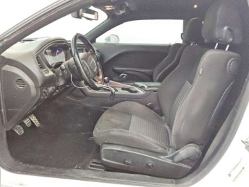 Dodge Challenger III 2019 Dodge Challenger 2019 DODGE CHALLENGER RT 5.7 Benzyna 375KM, zdjęcie 8