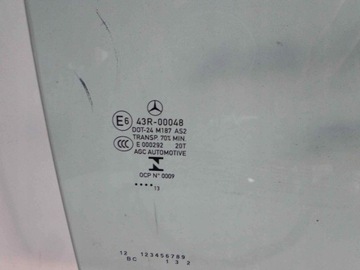 MERCEDES A TŘÍDA W176 SKLO (OKNO) DVEŘE PRAVÁ ZADNÍ 2017