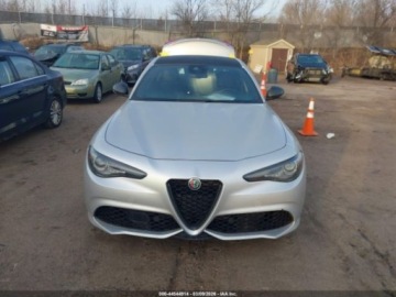 Alfa Romeo Giulia II Sedan Facelifting 2.0 Turbo 280KM 2020 Alfa Romeo Giulia Sport 2020 2.0 Benzyna 280KM, zdjęcie 7