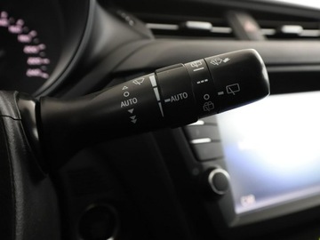 Toyota Avensis III Wagon Facelifting 2015 1.8 Valvematic 147KM 2016 Toyota Avensis niski przebieg skóra navi grzane, zdjęcie 31