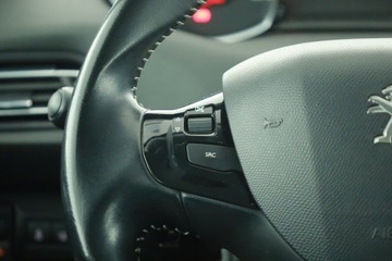 Peugeot 308 II Hatchback 5d 1.2 PureTech 110KM 2016 Peugeot 308 1.2 PureTech, Salon Polska, Klima, zdjęcie 13