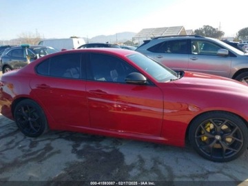 Alfa Romeo Giulia II Sedan Facelifting 2.0 Turbo 280KM 2020 Alfa Romeo Giulia 2020 Alfa Romeo Giulia RWD 2.0 Benzyna 280KM, zdjęcie 6