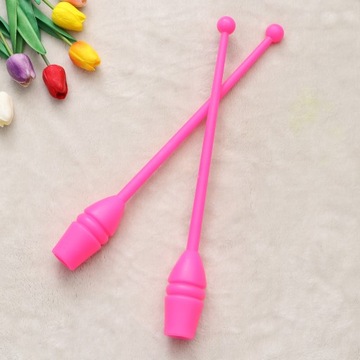 1 пара шестов для художественной гимнастики.