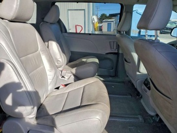 Toyota Sienna III 2018 Toyota Sienna XLE, V6, od ubezpieczalni 3.5 Benzyna 296KM, zdjęcie 9