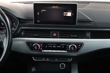 Audi A4 B9 Limousine 1.4 TFSI 150KM 2018 Audi A4 1.4 TFSI, Salon Polska, Automat, Navi, zdjęcie 11