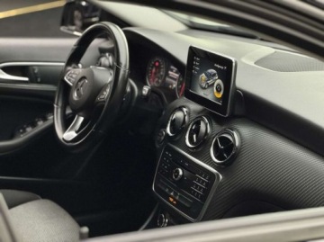 Mercedes GLA I Off-Roader Facelifting 1.6 180 122KM 2019 Mercedes-Benz GLA 180 7G-DCT CarPlayAndroidAuto Kamera cofania Asystent, zdjęcie 29