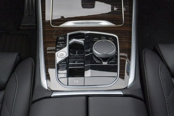 BMW X5 G05 SUV Facelifting 3.0 30d 298KM 2025 BMW X5 xDrive30d Dostępne od ręki!, zdjęcie 16