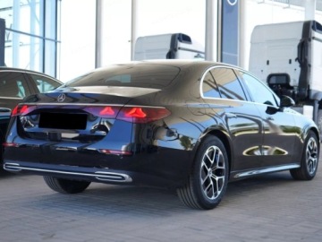 Mercedes Klasa E W214 Sedan 2.0 220d 197KM 2025 E Klasa 220 d Avantgarde 2.0 (197KM) 2025, zdjęcie 3