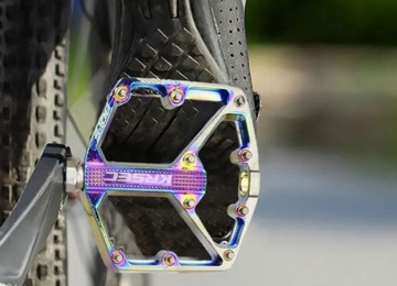 PEDAŁY ROWEROWE ALUMINIOWE ULTRALEKKIE - 3 ŁOŻYSKA - PINY - KRSEC