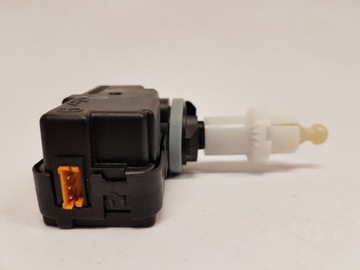 MOTOREK SVĚTLOMET 5G0 VW SEAT SKODA 5G0941295A