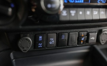 Toyota Hilux VIII Podwójna kabina Facelifting 2.8 D-4D 204KM 2024 Toyota Hilux 2.8 D-4D mHEV Double Cab Executive 4x4 aut 2.8 Diesel 204KM, zdjęcie 11