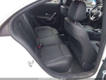 Mercedes CLA C118/X118 2023 Mercedes-Benz CLA 2023r, 250, 2.0L 2.0 Benzyna 222KM, zdjęcie 11