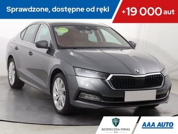 Skoda Octavia IV Liftback 1.5 TSI EVO 150KM 2022 Skoda Octavia 1.5 TSI e-tec, Salon Polska