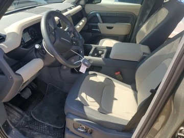 Land Rover Defender IV (L663) 2023 Land Rover Defender 130 X-Dynamic SE 2023 3.0l 3.0 Benzyna 395KM, zdjęcie 7