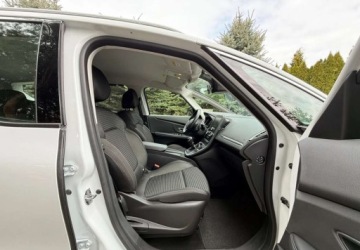 Renault Grand Scenic III 1.2 Energy TCe 130KM 2017 Renault Grand Scenic Renault Grand Scenic Gr 1.2 TCe Energy Privilege 1.2, zdjęcie 23