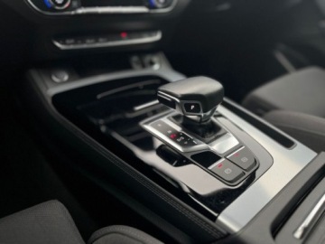 Audi Q5 II SUV Facelifting 2.0 40 TDI 204KM 2021 Audi Q5 VAT23 Ambiente Smartphone interface Kamera 2.0 Diesel 204KM, zdjęcie 17