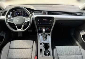 Volkswagen Passat B8 Variant Facelifting 2.0 TDI SCR 150KM 2023 Volkswagen Passat 2.0 Diesel 150KM, zdjęcie 18
