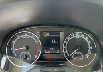 Skoda Fabia III Kombi Facelifting 1.0 TSI 95KM 2019 Skoda Fabia 1.0 TSI 95 KM 5 bieg.manual Style Benzyna 95KM, zdjęcie 16
