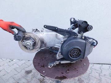 PEUGEOT KISBEE 50 2T FI ДВИГАТЕЛЬ