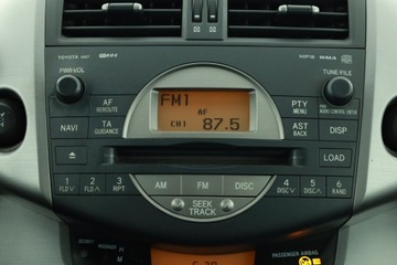 Toyota RAV4 III MPV 2.2 16V D-4D 136KM 2006 Toyota RAV 4 2.2 D-4D, Salon Polska, 4X4, Klima, zdjęcie 8