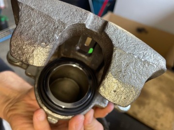 Volvo 960 series II S90/V90 94-98 тормозные суппорты новые оригинальные