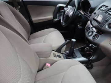 Toyota RAV4 III MPV 2.0 i 16V 152KM 2007 Toyota RAV 4 2.0 VVT-i, Salon Polska, GAZ, 4X4, zdjęcie 8