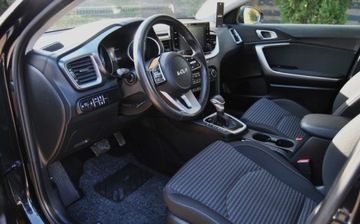 Kia Ceed III Kombi Facelifting 1.5 T-GDI 160KM 2023 Kia Ceed GWARANCJA, 2023r, 1.5 Benzyna 160KM, Automat, Niski przebieg, zdjęcie 4