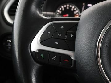 Jeep Renegade SUV 1.6 E-TorQ 110KM 2016 Jeep Renegade Longitude PDC tempomat Bluetooth, zdjęcie 28