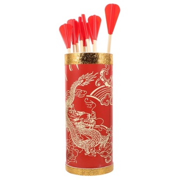 КРАСНЫЕ СПОРТИВНЫЕ ИГРУШКИ