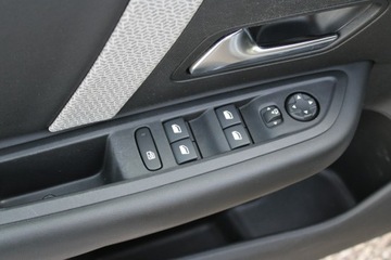 Citroen C4 III 2022 Citroen C4 SHINE 1.5D F-Vat Salon Polska Gwarancja, zdjęcie 20