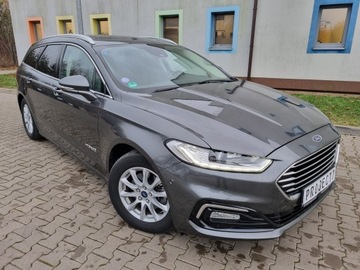 Ford Mondeo V Kombi Facelifting 2.0 Hybrid 187KM 2019 FORD MONDEO 2.0 Hybrid Titanium FULL LED Panorama Skóra Mały Przebieg, zdjęcie 29