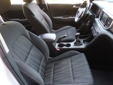 Kia Sportage IV SUV Facelifting 1.6 GDI 132KM 2019 Kia Sportage 1.6 GDI, Salon Polska, 1. Właściciel, zdjęcie 8