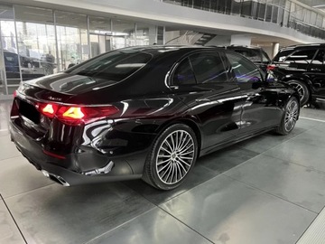 Mercedes Klasa E W214 Sedan 2.0 200 204KM 2025 E Klasa 200 4-Matic AMG 2.0 (204KM) 2025, zdjęcie 4