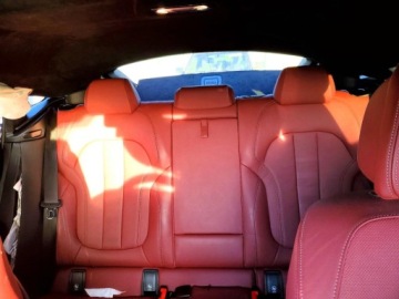 BMW X6 G06 2022 BMW X6 M50i 2022 4.4 Benzyna 523KM, zdjęcie 10