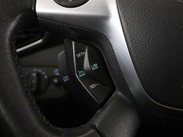 Ford Kuga II SUV 2.0 TDCi 150KM 2015 Ford Kuga GRATIS! Pakiet Serwisowy o wartości 900, zdjęcie 27