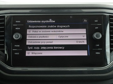 Volkswagen T-Roc I SUV 1.5 TSI ACT 150KM 2018 Volkswagen T-Roc Carat skóra panorama virtual, zdjęcie 26