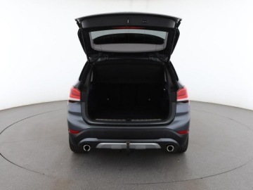 BMW X1 F48 Crossover sDrive20d 190KM 2019 BMW X1 xLine lift automat 190KM navi kamera grzane, zdjęcie 18