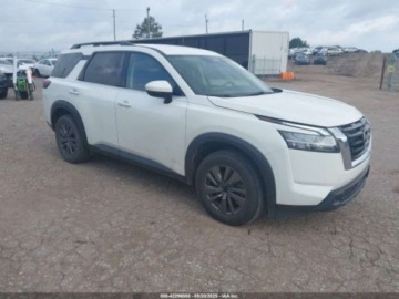 Nissan Pathfinder III 2022 Nissan Pathfinder 2022 Nissan Pathfinder SV 2WD 3.5 Benzyna 284KM, zdjęcie 1