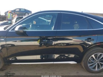 Audi 2024 Audi Q5 Sportback Premium 45 Tfsi S Line Quattro S Tronic 2024 2.0 Benzyna, zdjęcie 2