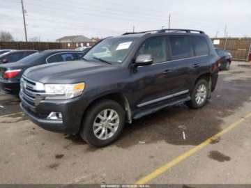 Toyota Land Cruiser VII 2017 Toyota Land Cruiser V8 2017 5.7 Benzyna 381KM, zdjęcie 1